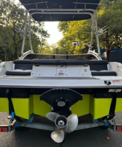 Alternative view of 2014 Model Year | Four Winns H180RS Imported Speedboat (USA) | Powered by a Robust and Durable Mercury 3.0L Engine（Personal items are non-returnable and non-exchangeable once sold.）
