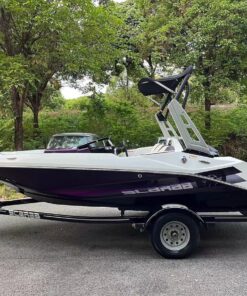 2020 Scarab 165 (New Model): A 300-horsepower supercharged jet boat with just over 50 hours of runtime—the ultimate "Top-Spec" edition(Personal items are non-returnable and non-exchangeable once sold)